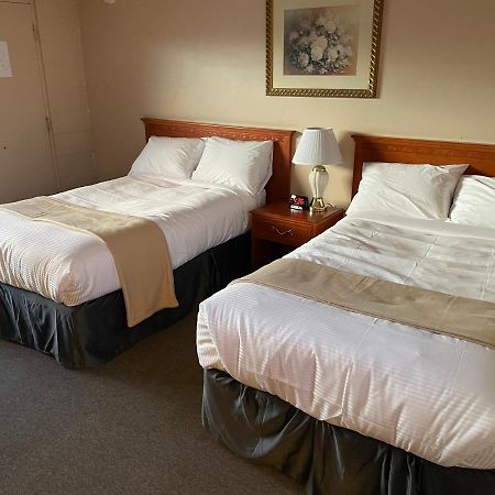 Matador Motel Drayton Valley Buitenkant foto
