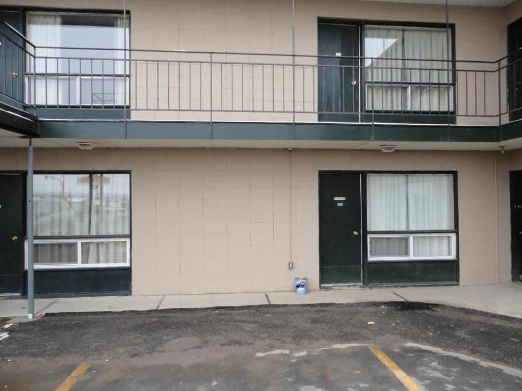 Matador Motel Drayton Valley Buitenkant foto