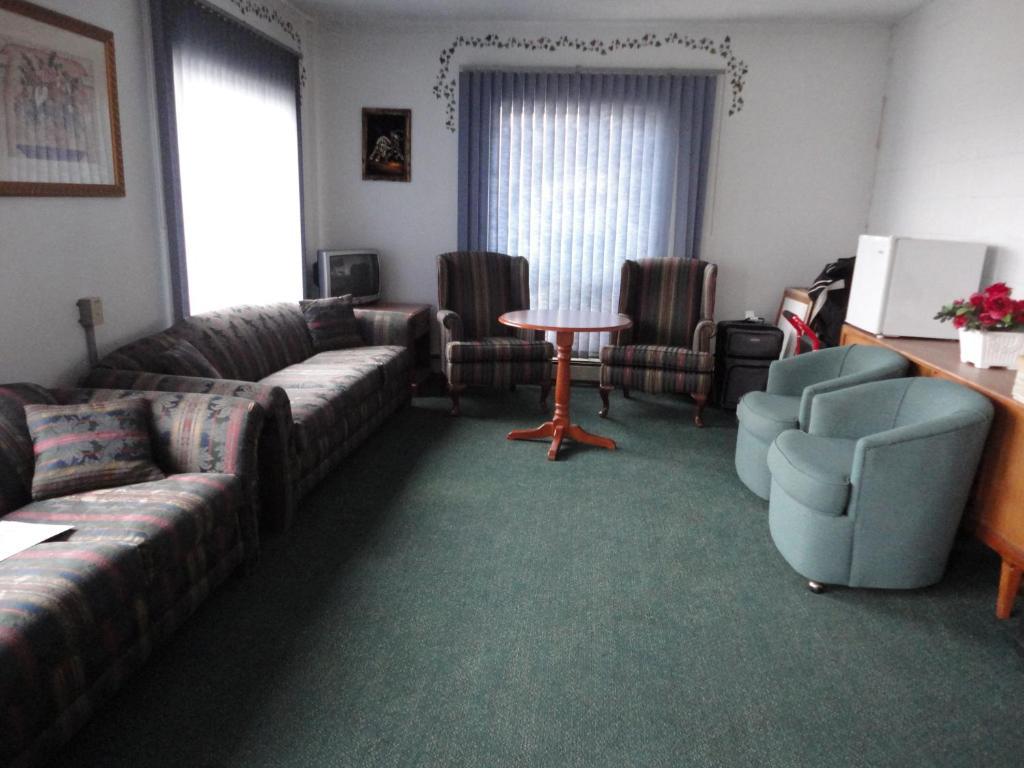 Matador Motel Drayton Valley Buitenkant foto